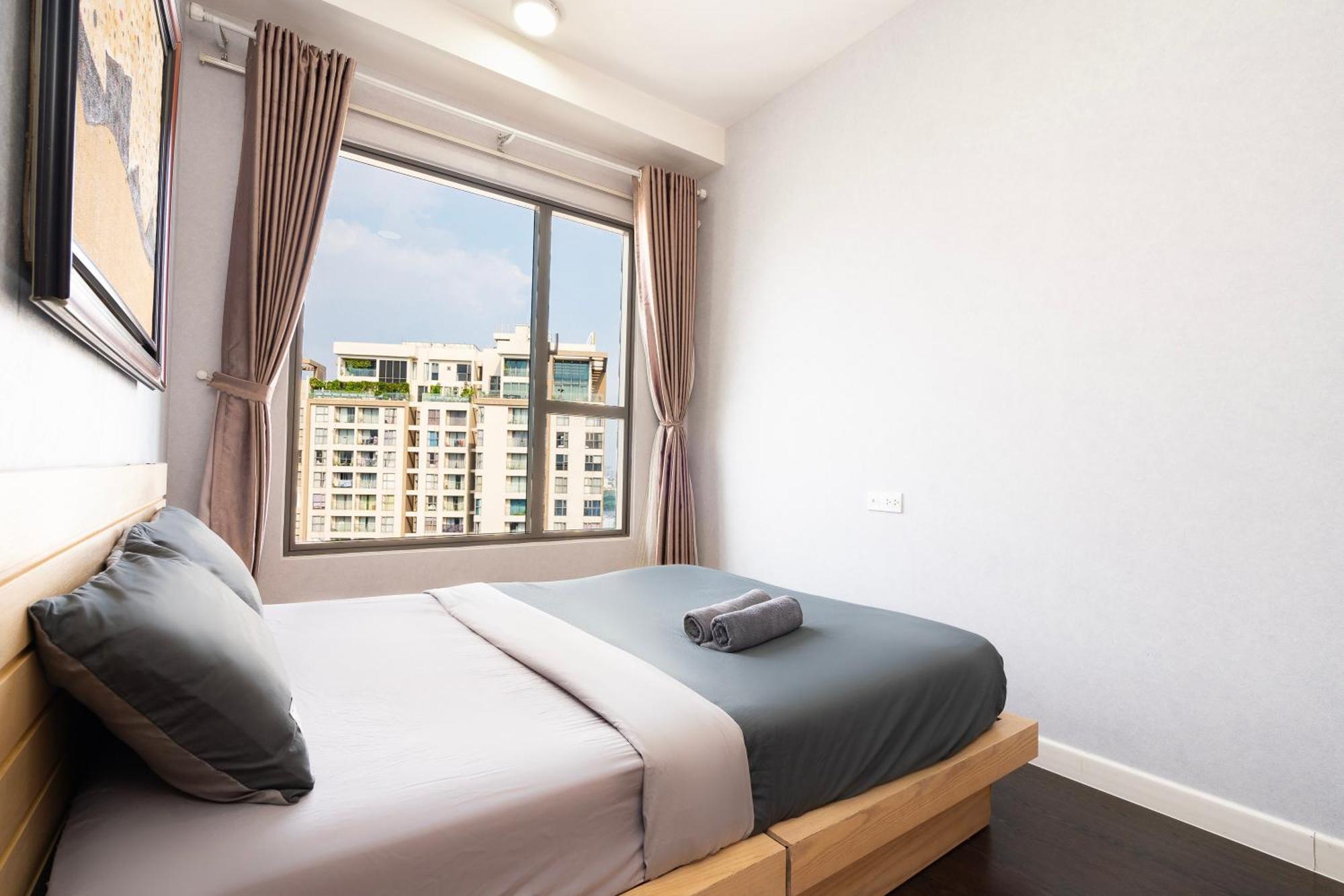 Stay With Me Saigon Apartment - Rivergate Residence Хошимин Екстериор снимка
